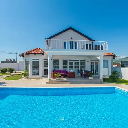Luxury Horizon
