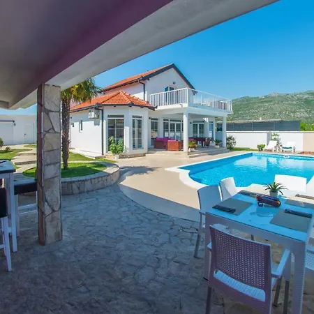 Luxury Horizon Willa Blagaj