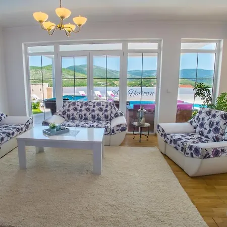 Luxury Horizon Willa